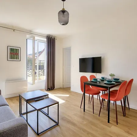 Apartament Paris House *